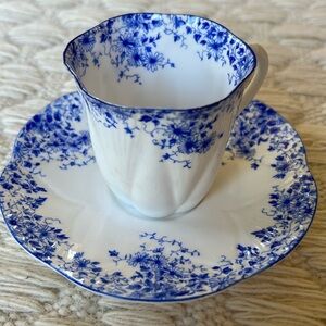 EUC Vintage Shelley fine bone china demitasse cup & saucer Dainty Blue